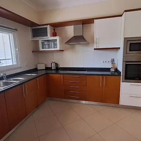 Opomar 2 Bed 3 Bath Ground Floor With Communal Pool Apartment